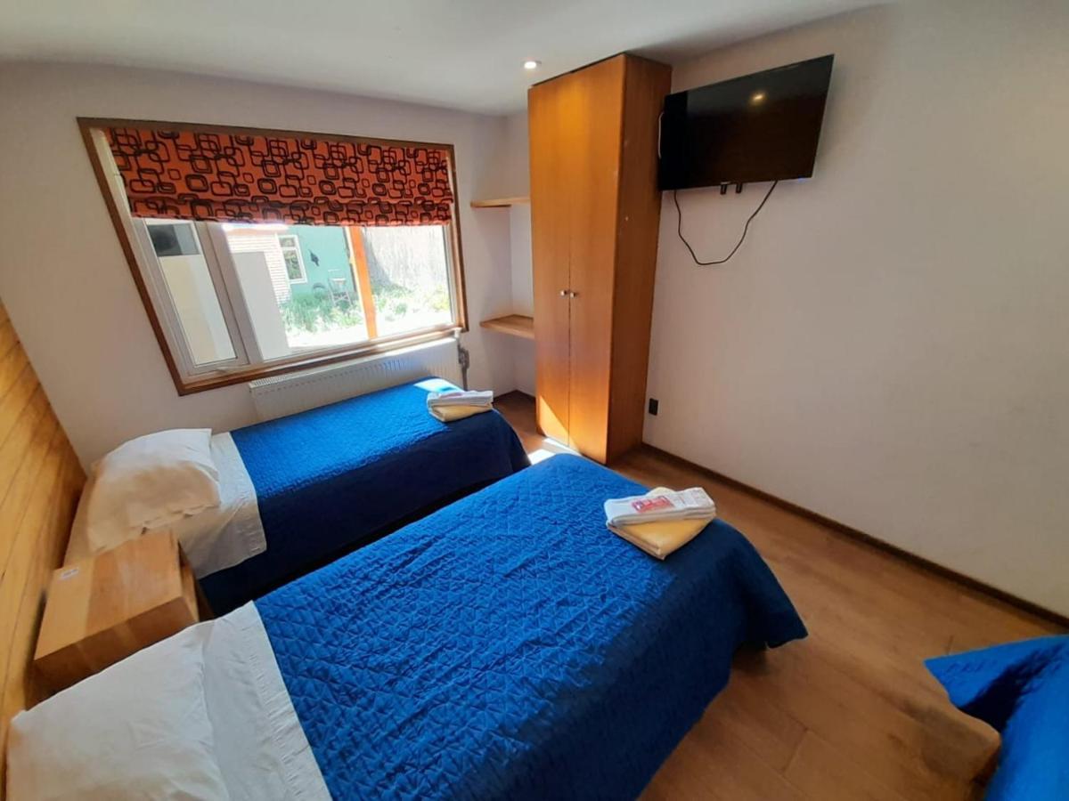Almer Hostal Punta Arenas Exterior foto